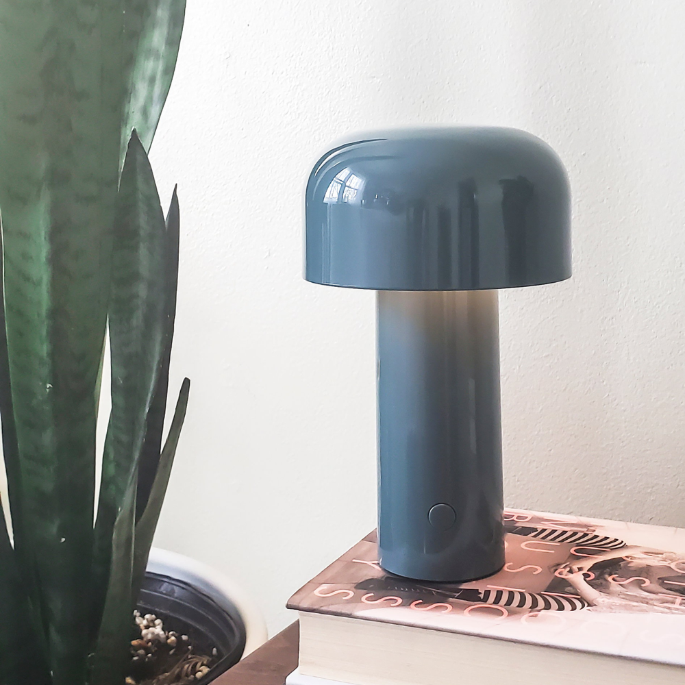 Charmig Svamp Bordslampa - Trådlös och Uppladdningsbar Batteridriven Design