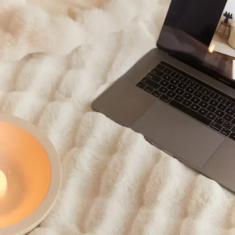 CozyNest - Mjuk Fleecepläd för Soffa och Säng, Året Runt Värme och Stil