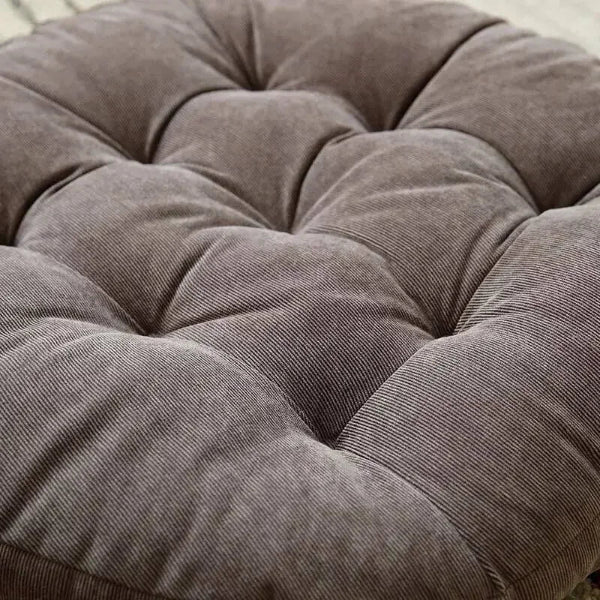 CozyNest - Tuftad Bodenkudde för Inomhus och Utomhus, 55 cm Komfort