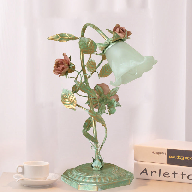 Floralis | Bordslampa – Elegant Grön Blommig Design 0