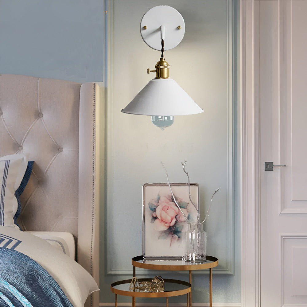 Luminara | Vägglampa – Retroinspirerad Metall för Inomhusbruk 6