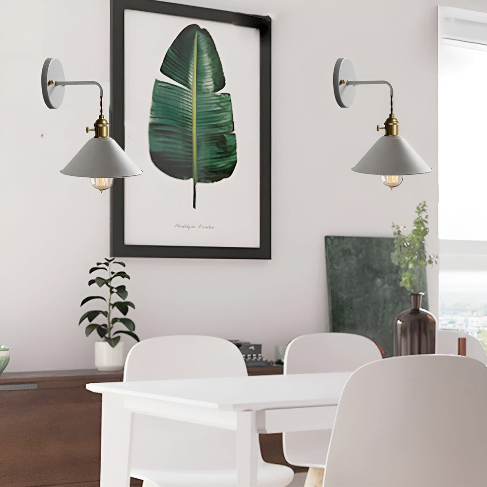 Luminara | Vägglampa – Retroinspirerad Metall för Inomhusbruk 7