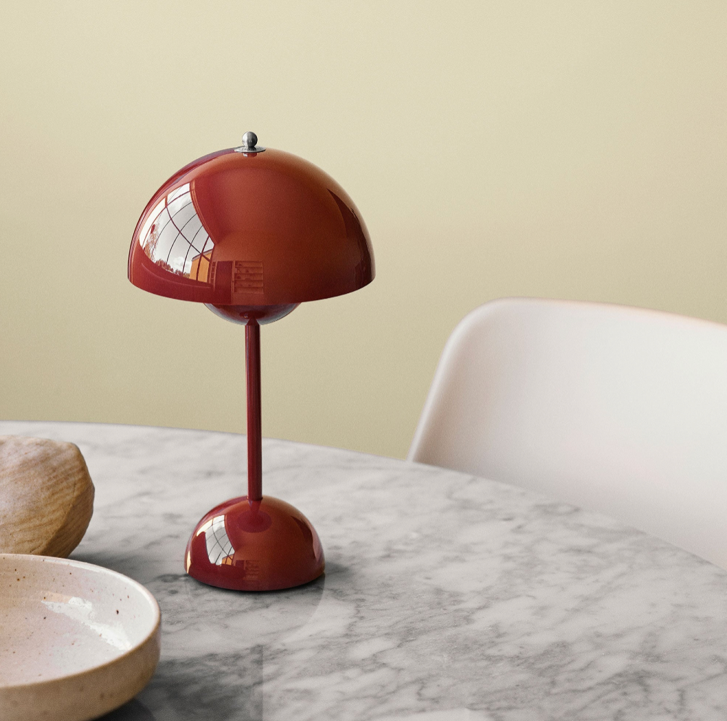 LunaLite - Trådlös Bordslampa med Retro Design och Dimmbar Touchfunktion