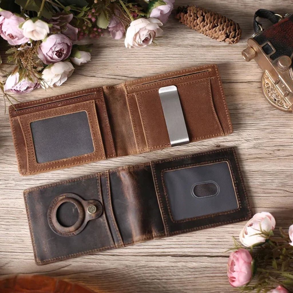 SleekWallet - Slim Läderplånbok med RFID-skydd och AirTag-fack, Elegant Design