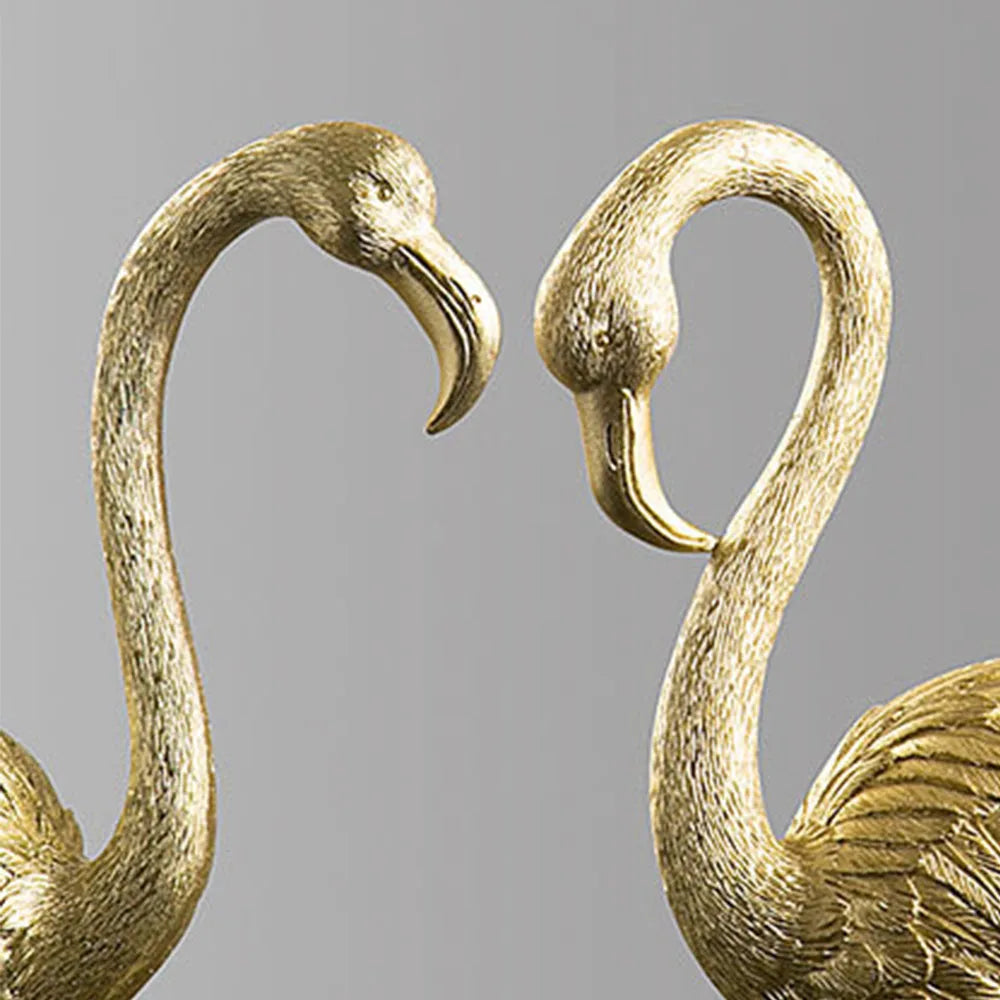 GoldenPlume - Elegant Flamingo Skulptur i Guld