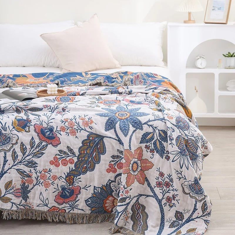 CozyNest - Vändbar Bomullsfilt med Blommönster för Stil och Komfort