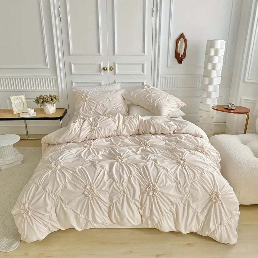 ElegantDreams - Sängkläder i Satin med Rynkat Blommönster och Dragkedja