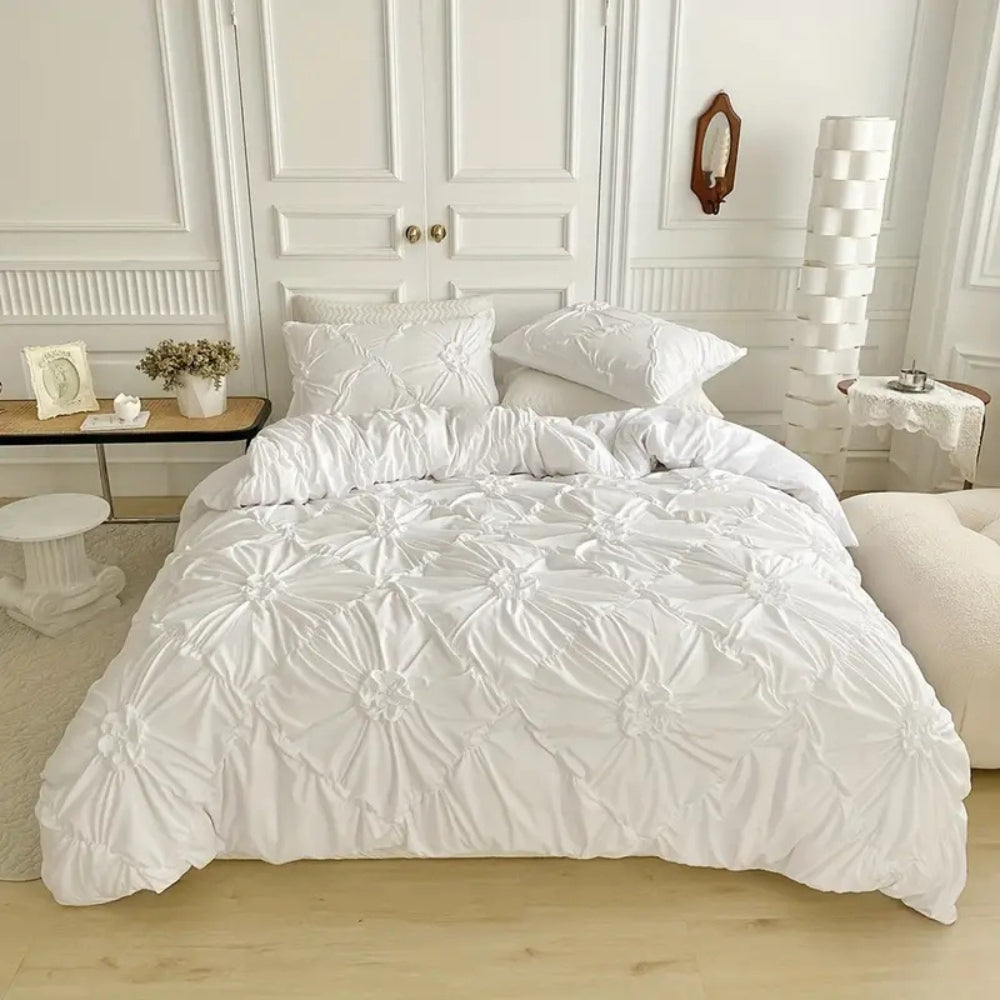 ElegantDreams - Sängkläder i Satin med Rynkat Blommönster och Dragkedja