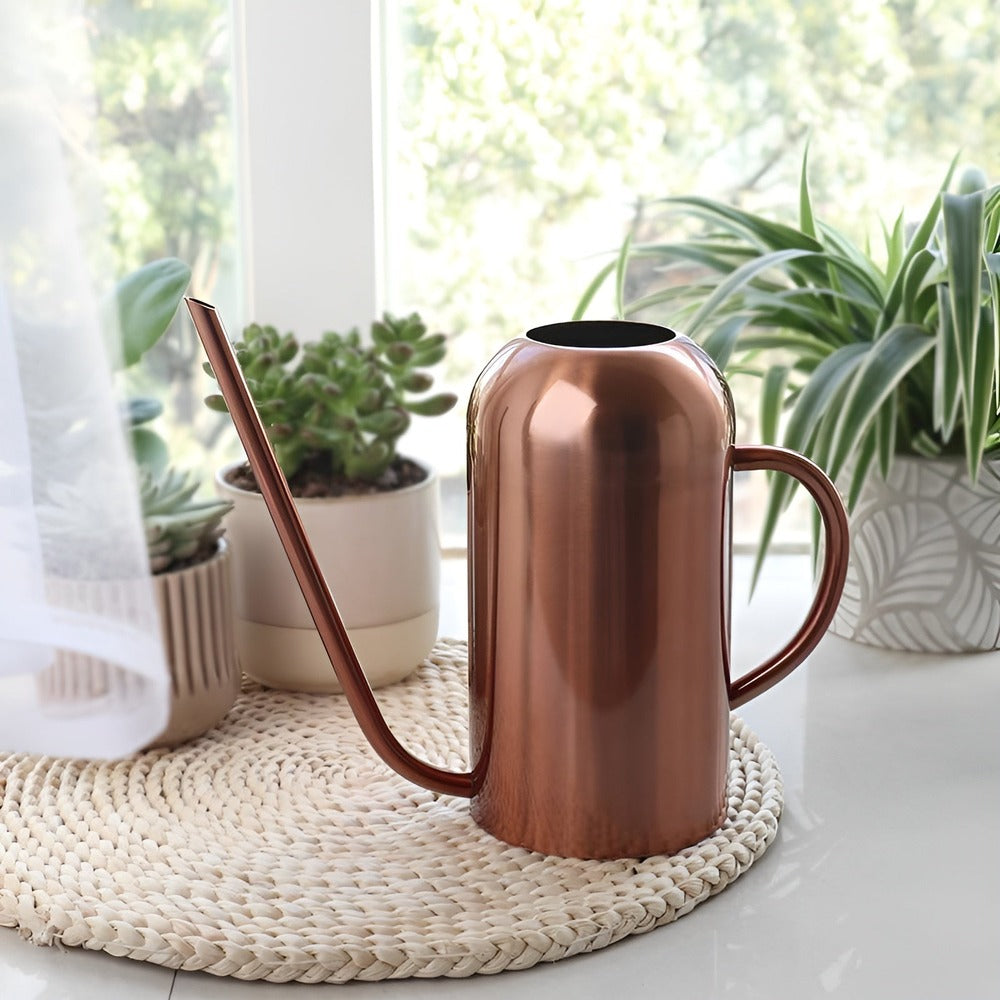 GreenEase - Elegant Vattenspruta i Rostfritt Stål för Exakt Vattning 1,5L