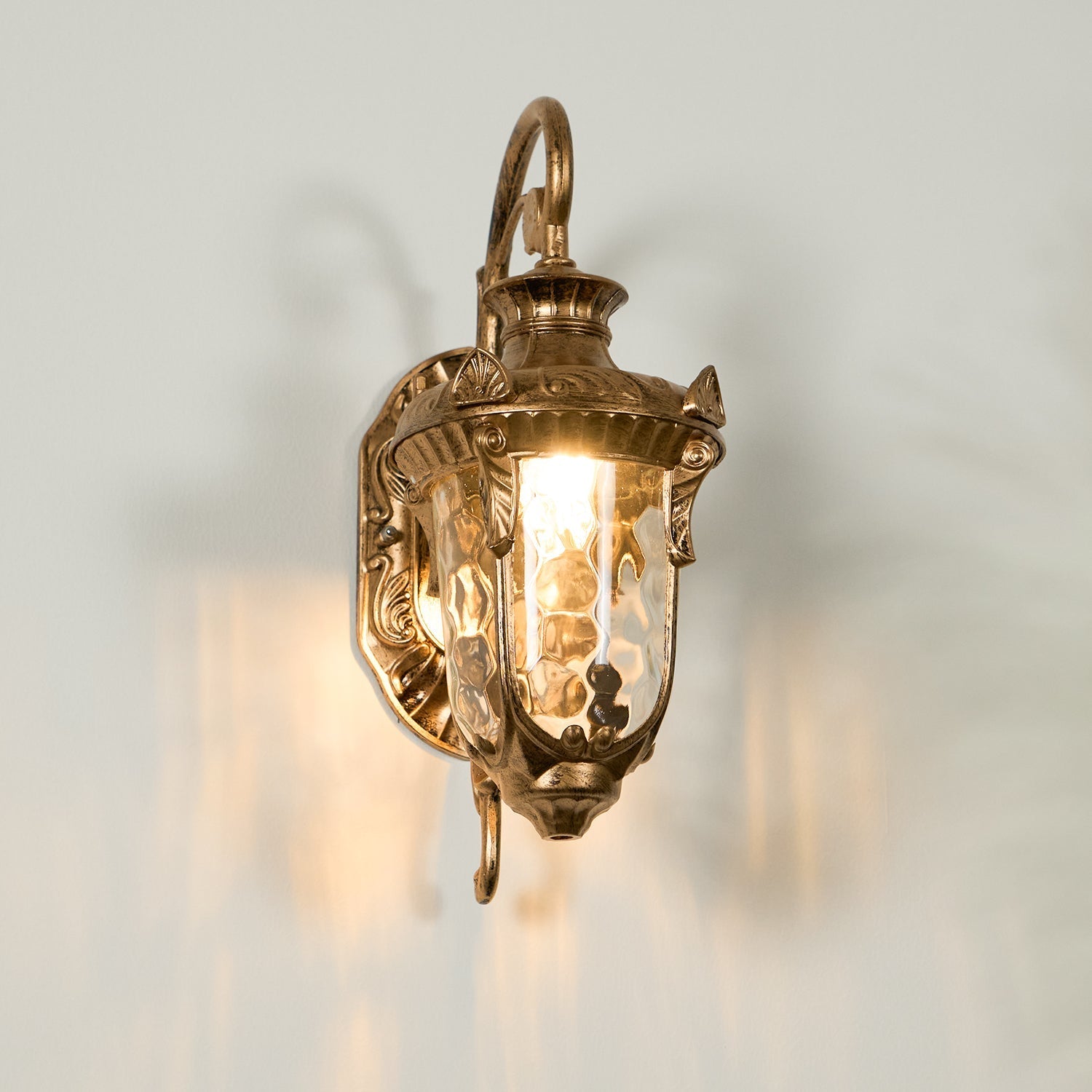 Lunara | Utomhusvägglampa – Elegant design med klassiska detaljer 7