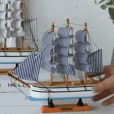 Nautica - Elegant Trä Segelbåtskulptur med LED-belysning