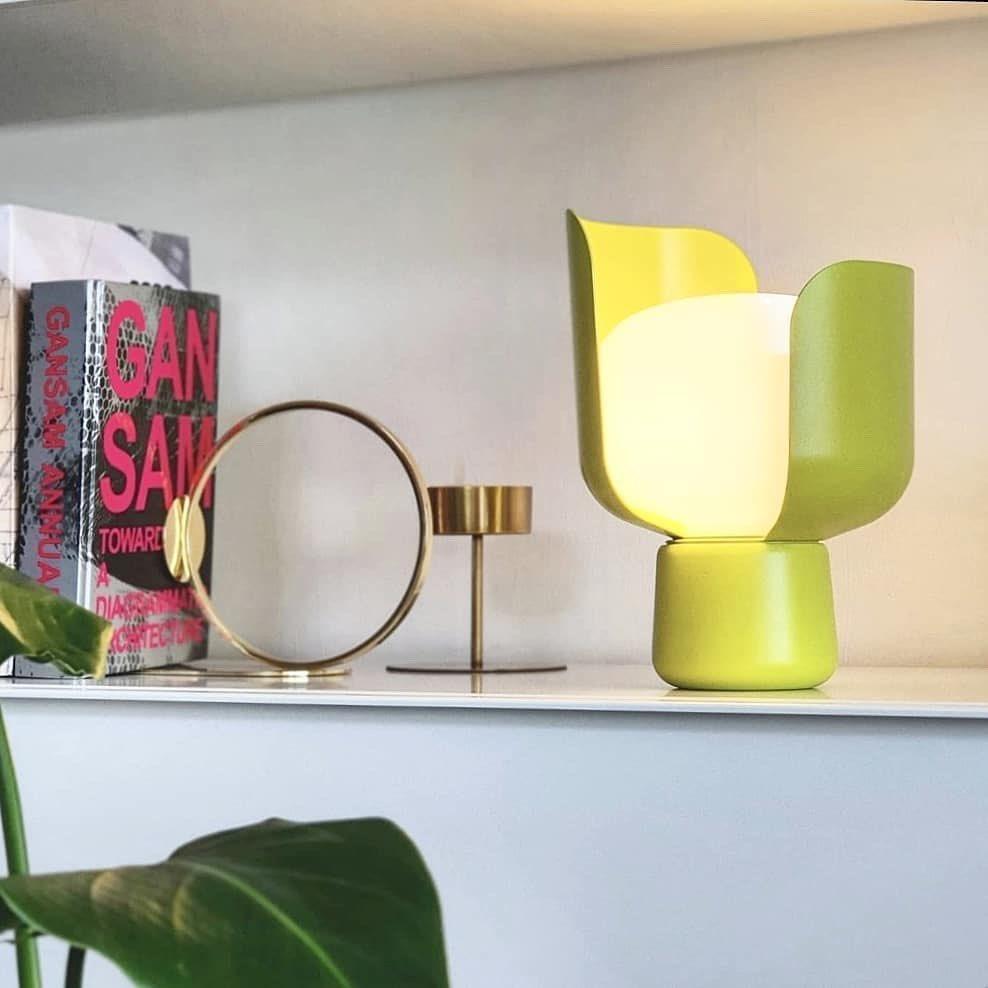 Viora Bordslampa
