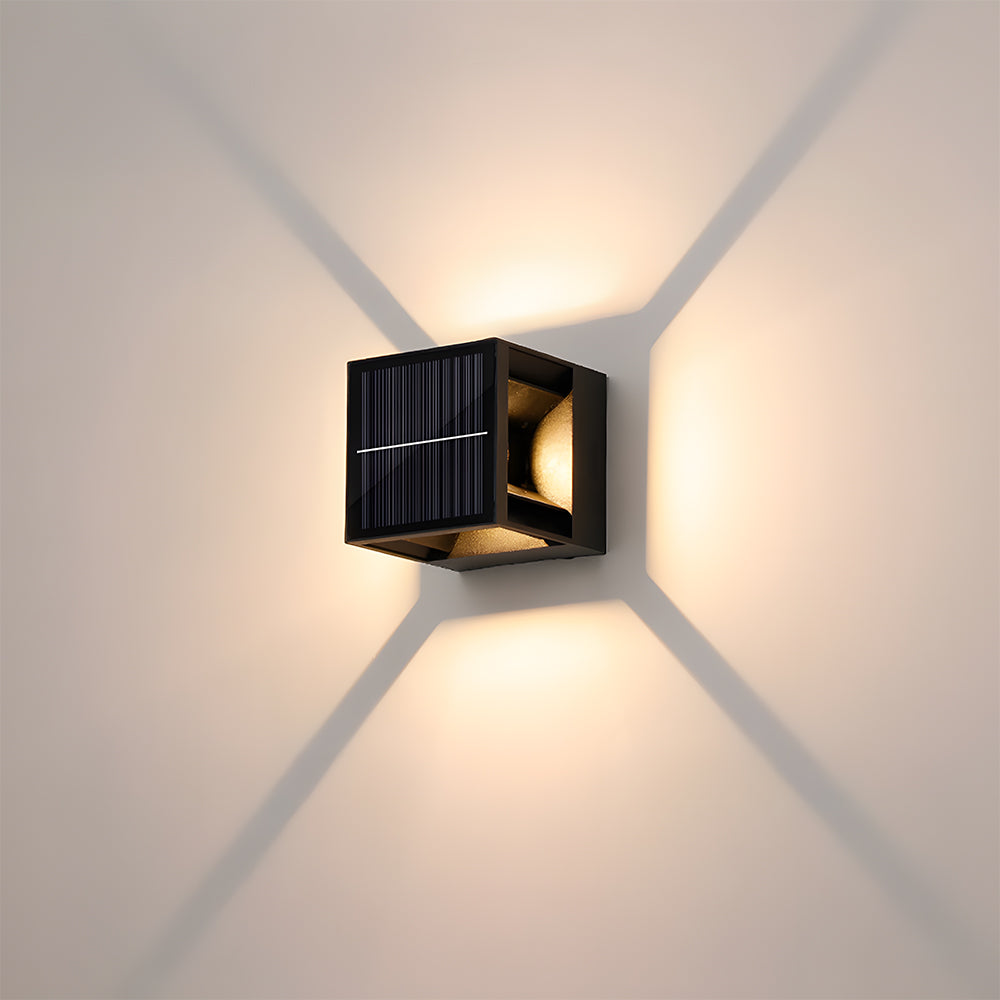 Zurello | Utomhusvägglampa – Solcellsdriven med LED-belysning 1